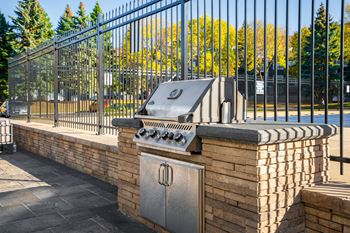 Outdoor grilling patio
